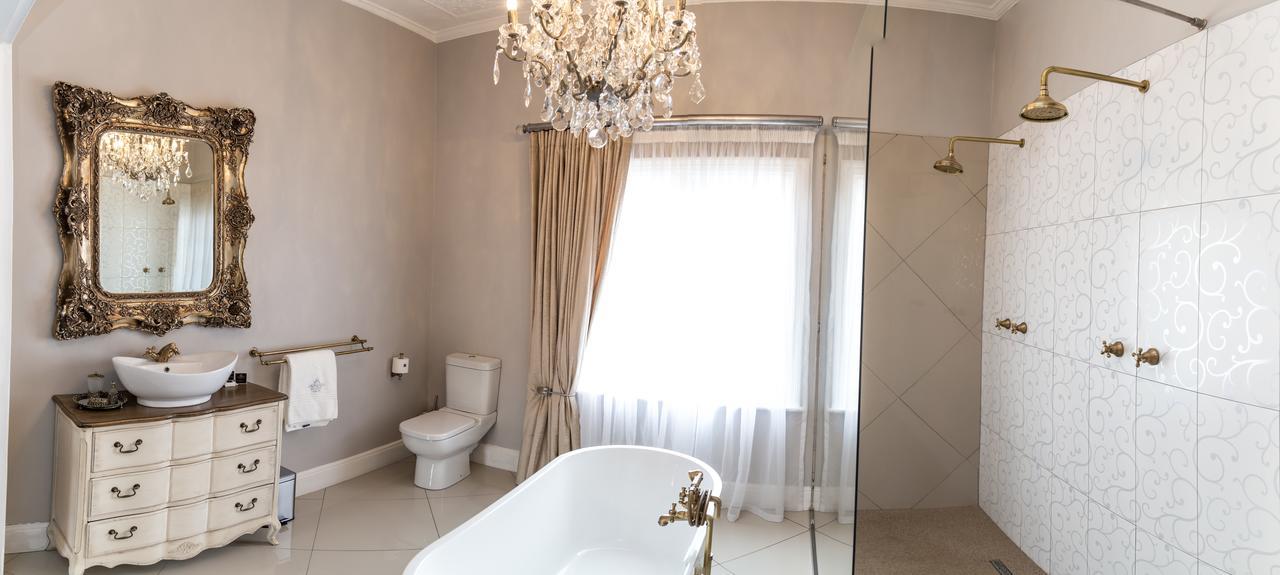 The Kingsman Boutique Hotel Burgersdorp Экстерьер фото