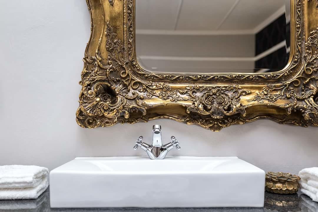 The Kingsman Boutique Hotel Burgersdorp Экстерьер фото